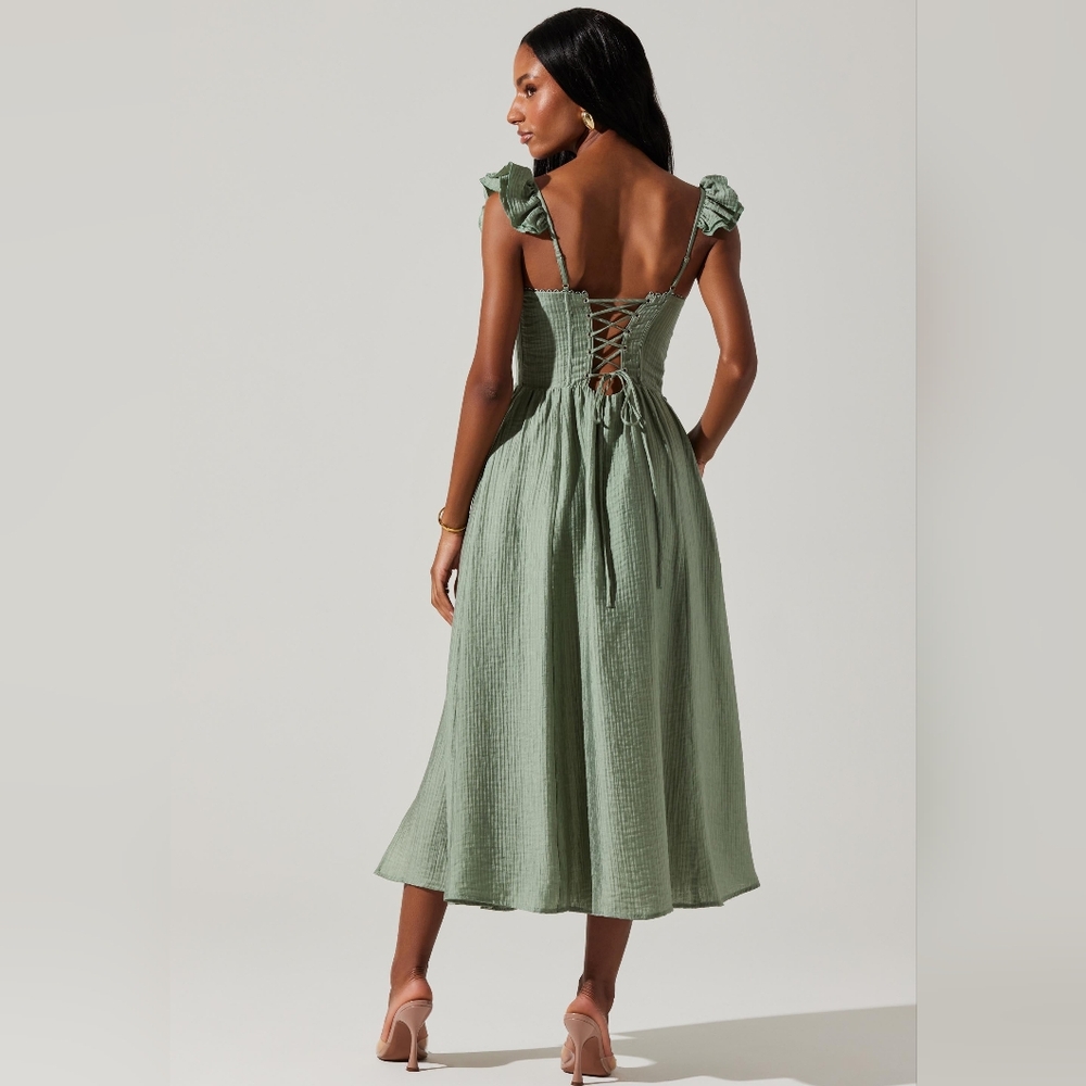 NWT ASTR the Label Wedelia Bustier Midi Dress | Sage - Picture 2 of 10
